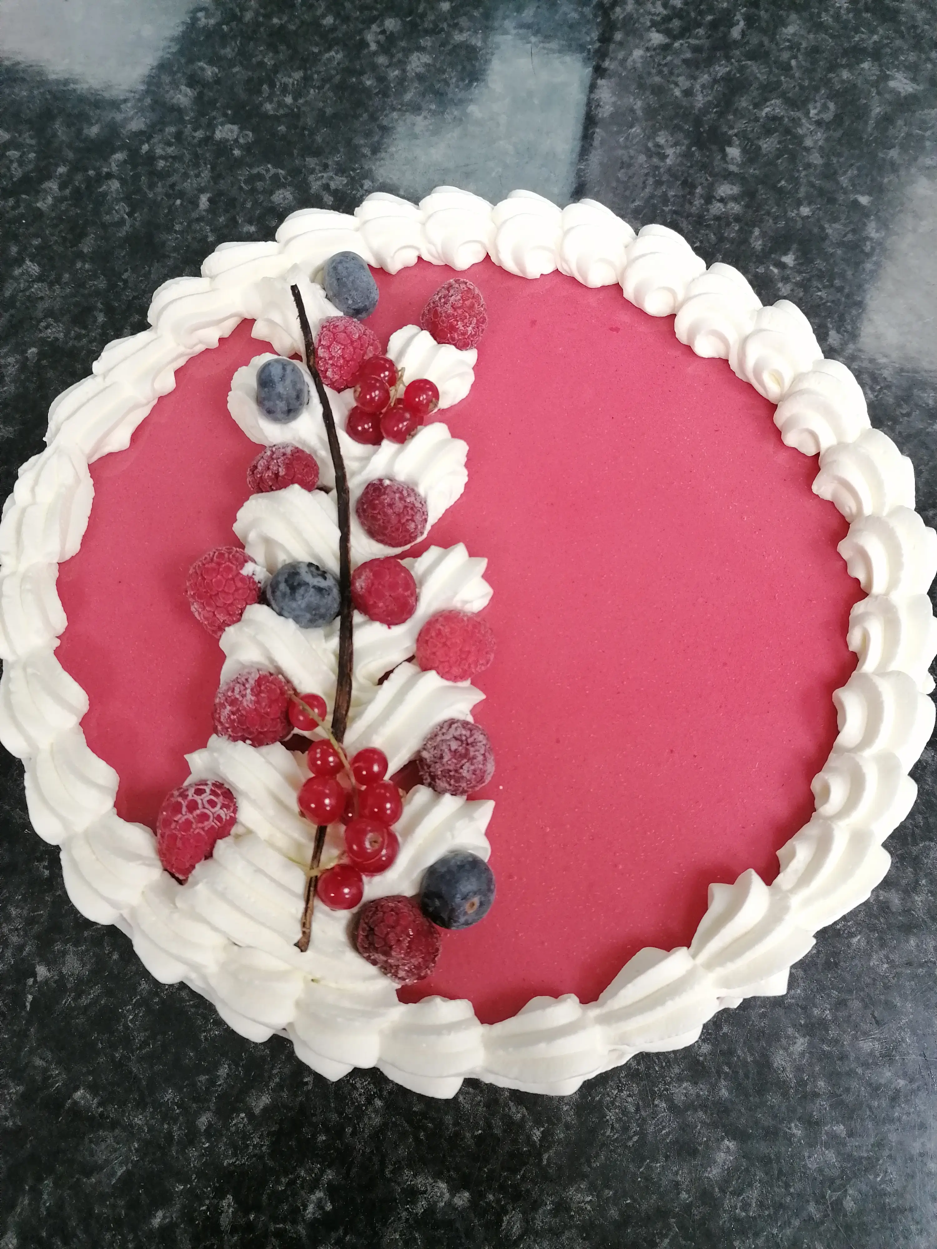 Vacherin vanille-framboise